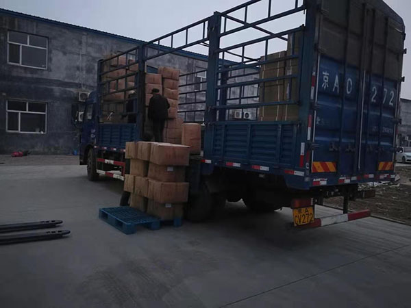 <strong>聚丙烯塑料瓶</strong>